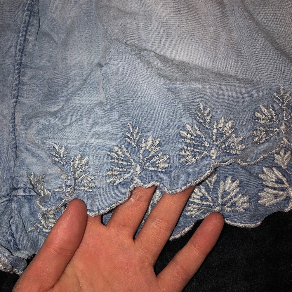 Mossimo Supply Co. Blue Flowy BoHo Shorts - Picture 3 of 3